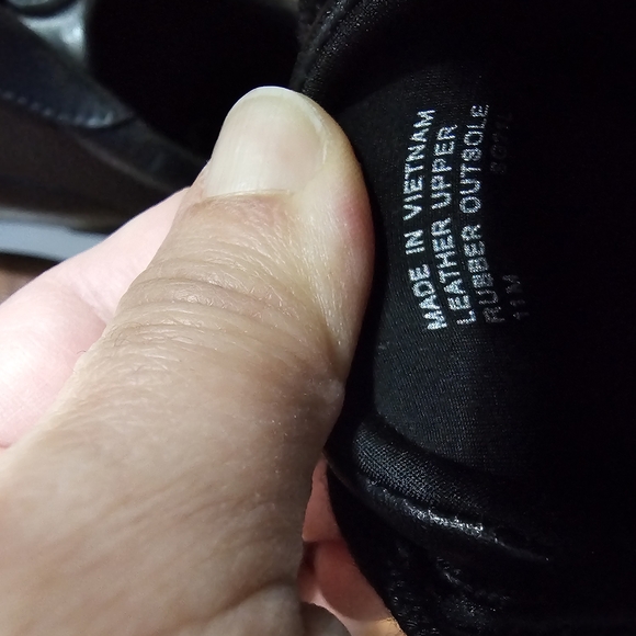 Michael Kors Black Leather Womens  Sneakers - Picture 3 of 3